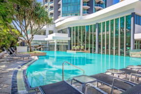  Mantra Legends Hotel  Серферс-Парадайс